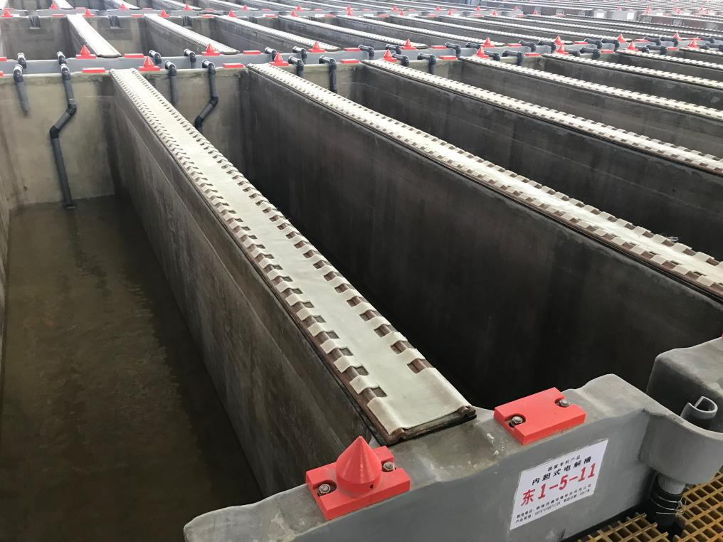 电解槽间绝缘板